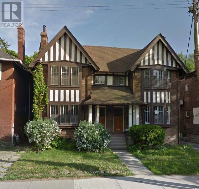 Toronto (rosedale-moore Park), ON M4T1N9,181 St Clair AVE East #Upper