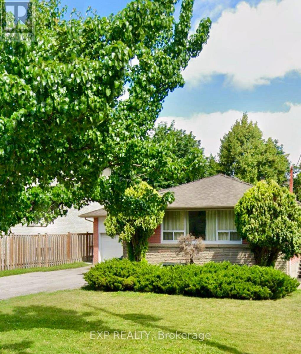 Toronto (bayview Village), ON M2K1J8,20 Maureen DR #Lower