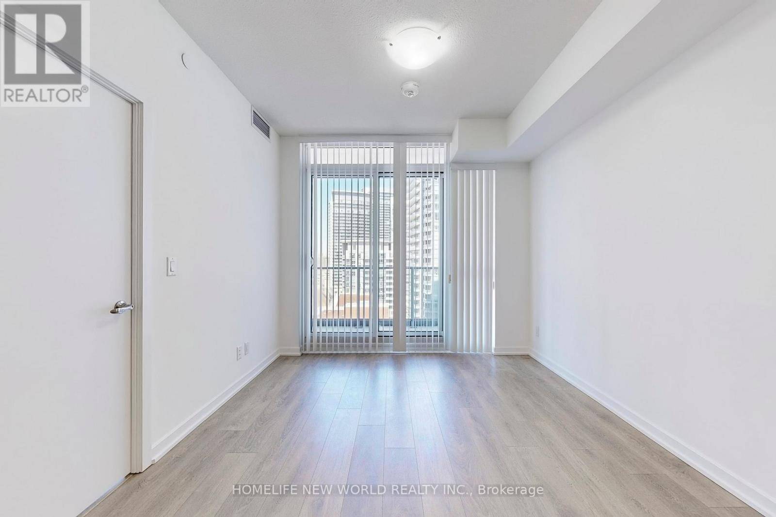 Toronto (henry Farm), ON M2J0H3,36 Forest Manor RD #1109