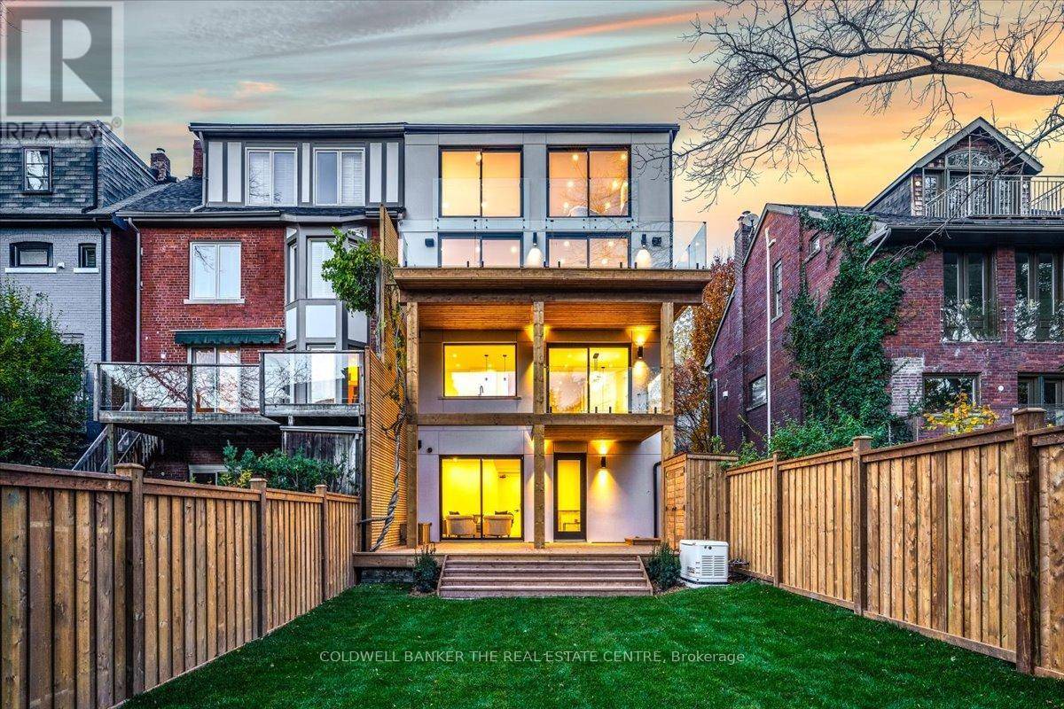 Toronto (yonge-st. Clair), ON M4V1G6,37 WOODLAWN AVENUE W