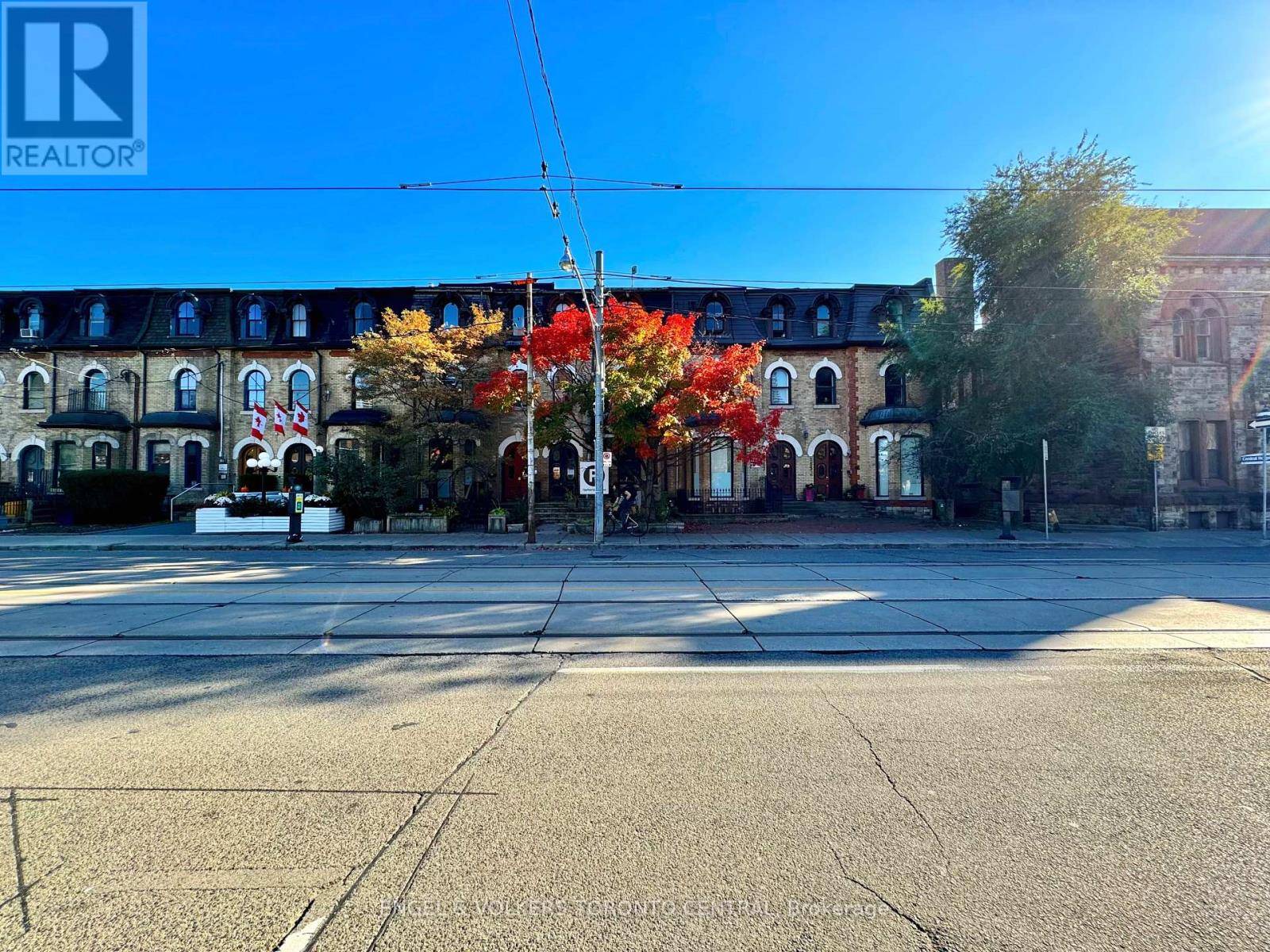 Toronto (moss Park), ON M5A2K3,167 CARLTON STREET