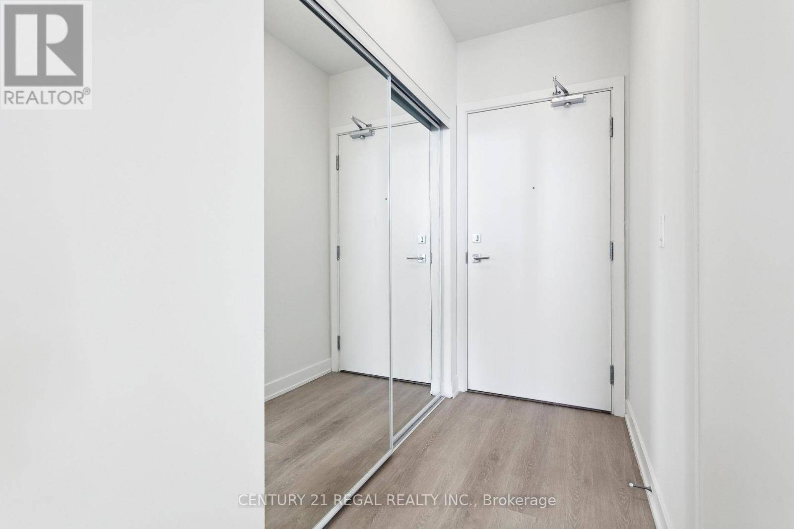 Toronto (willowdale West), ON M2N0L7,15 Ellerslie AVE #LPH05