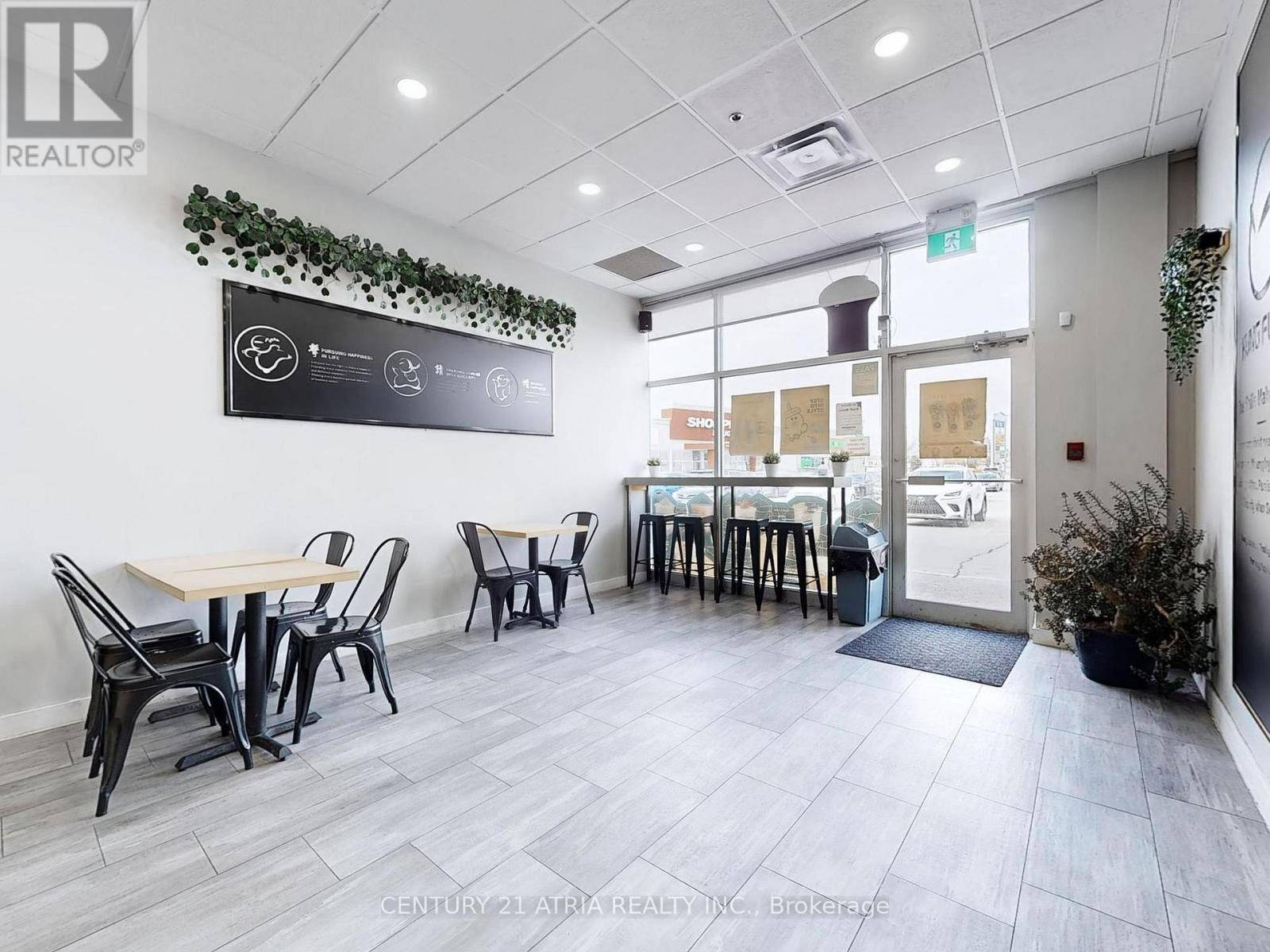 Toronto (bathurst Manor), ON M3H5Y4,1881 Steeles AVE West #15A