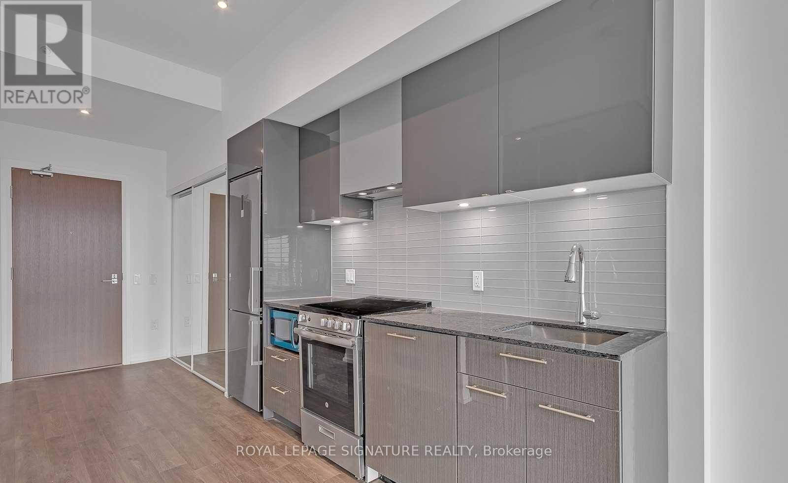 Toronto (moss Park), ON M5B0C3,251 Jarvis ST #3709