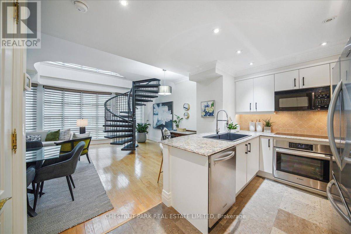 Toronto (yonge-st. Clair), ON M4P3J2,33 Delisle AVE #203