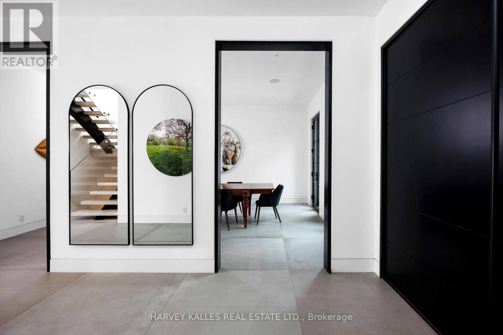 Toronto (forest Hill South), ON M5P1Z1,5 DEWBOURNE AVENUE