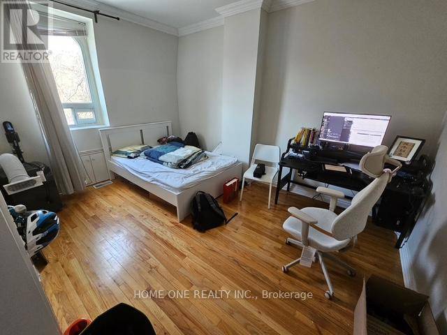 Toronto (kensington-chinatown), ON M5T1J8,31 D'Arcy ST #303