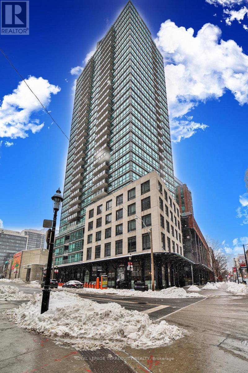 Toronto (waterfront Communities), ON M5E1A1,1 Scott ST #2102