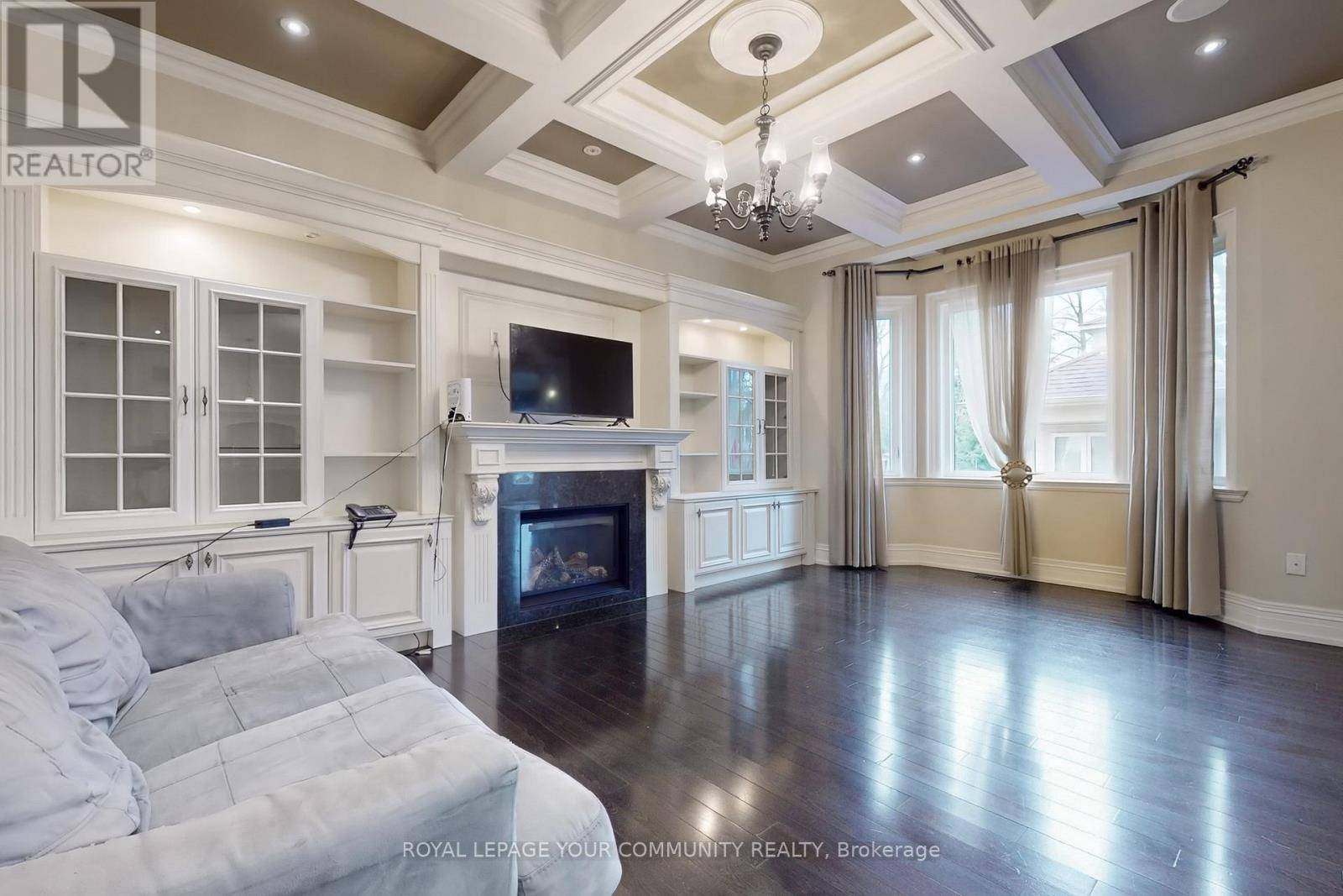 Toronto (willowdale West), ON M2R1K7,29 Lurgan DR #Main