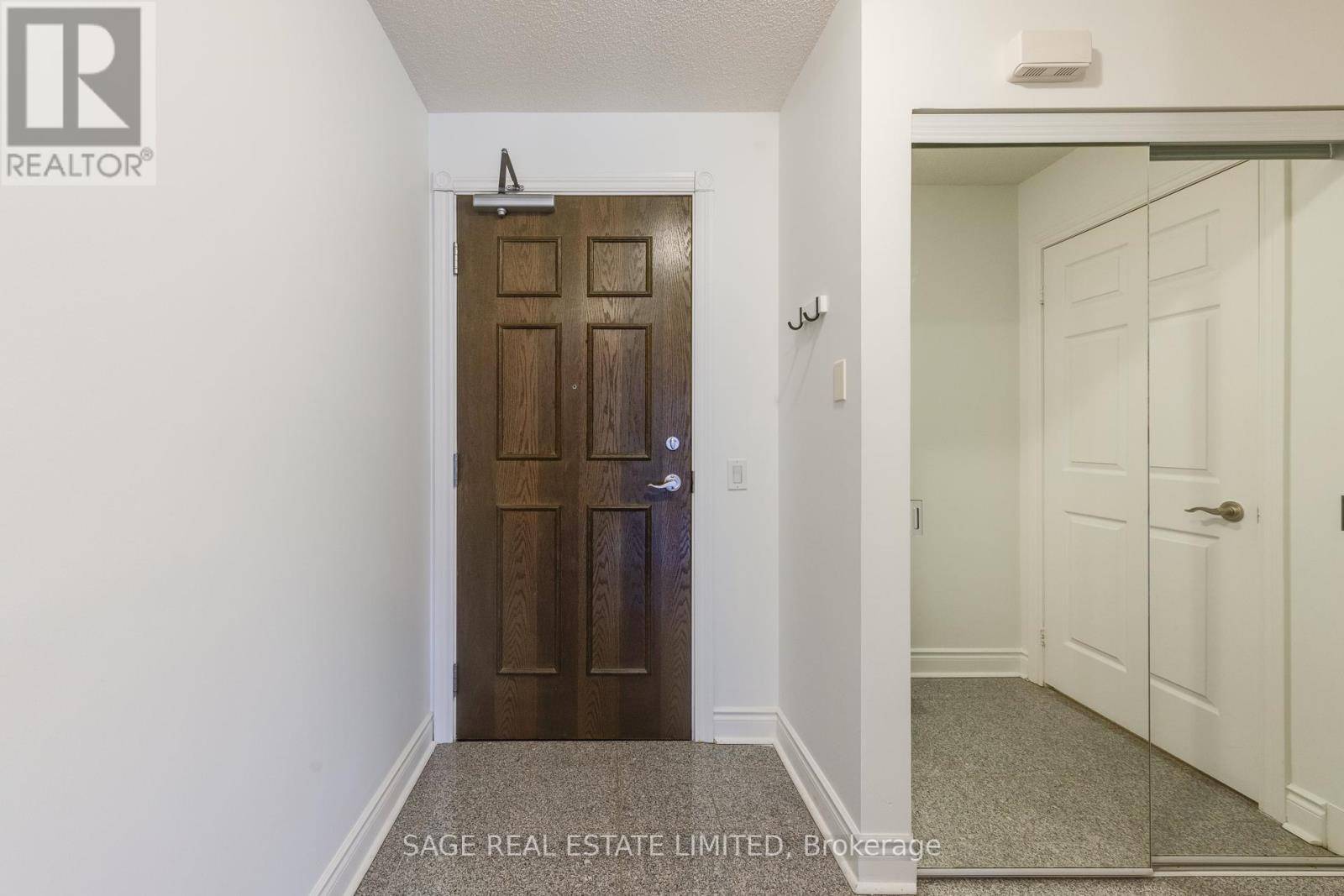 Toronto (bayview Village), ON M2K3C6,12 Rean DR #307