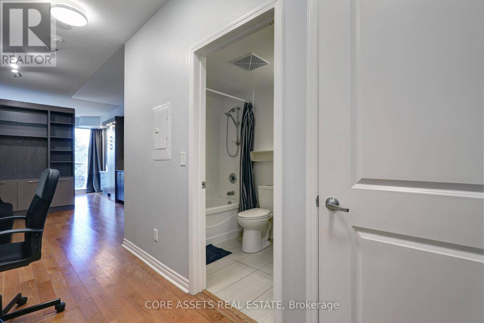 Toronto (bayview Village), ON M2K0A3,2885 Bayview AVE #316