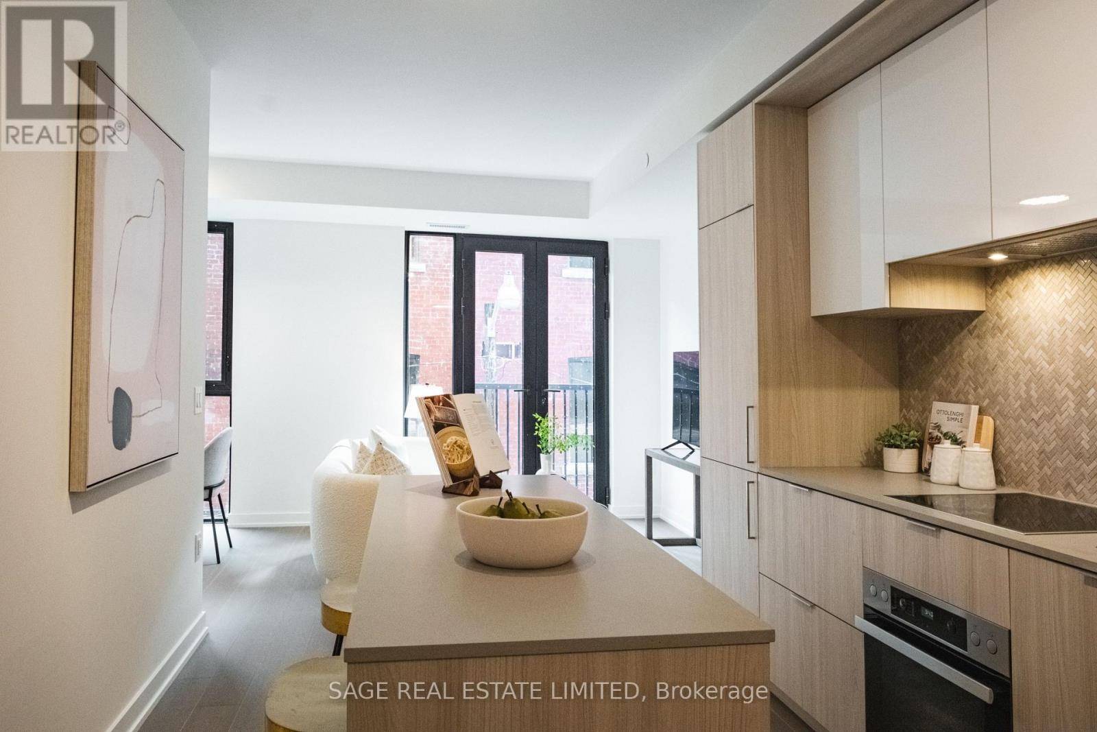 Toronto (waterfront Communities), ON M5V0V9,123 Portland ST #205
