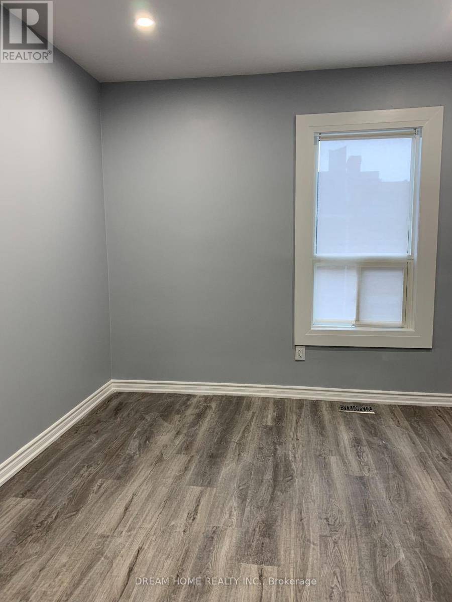 Toronto (kensington-chinatown), ON M5T2B9,26 Glasgow ST #201