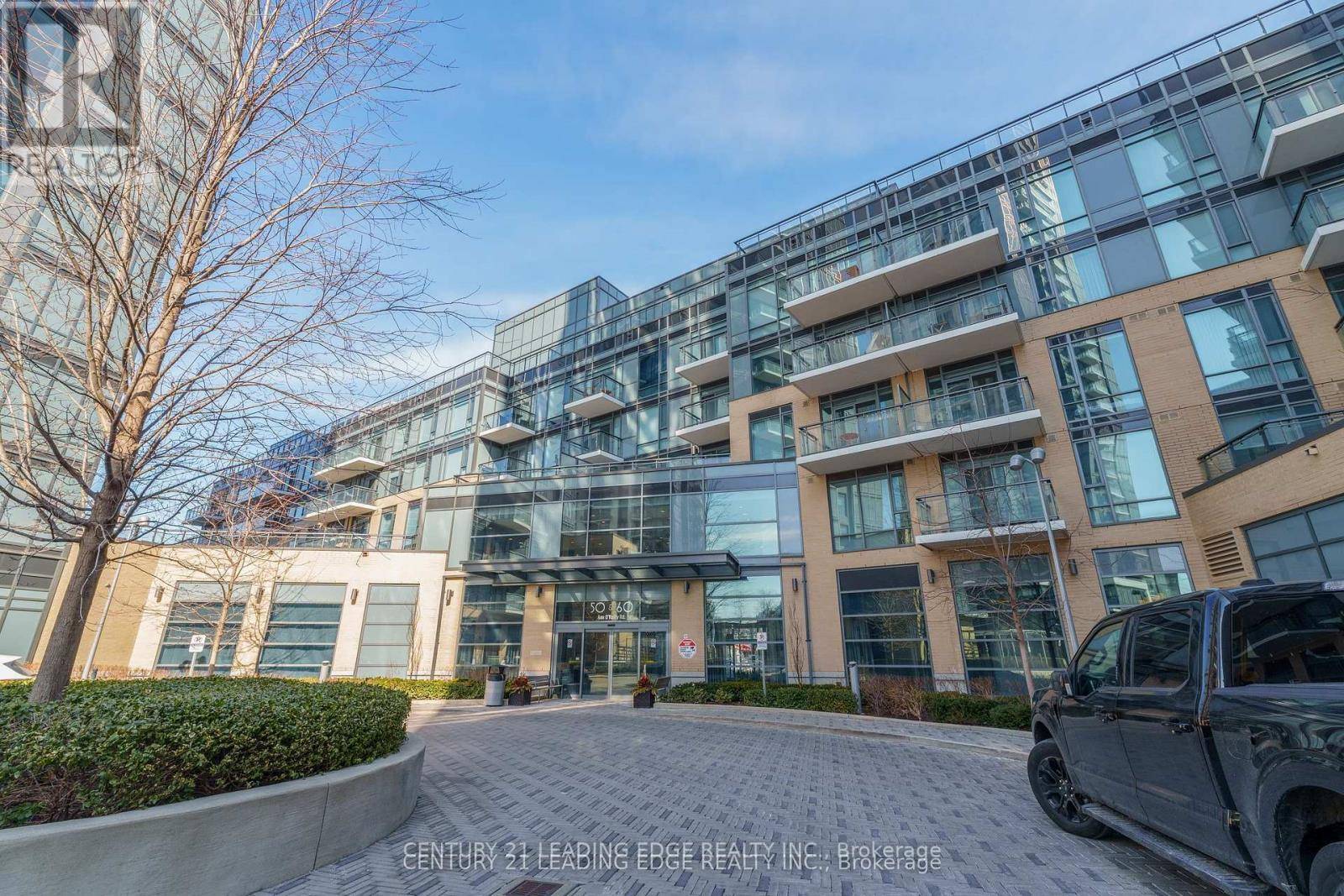 Toronto (henry Farm), ON M2J0C8,60 Ann O'Reilly RD #768