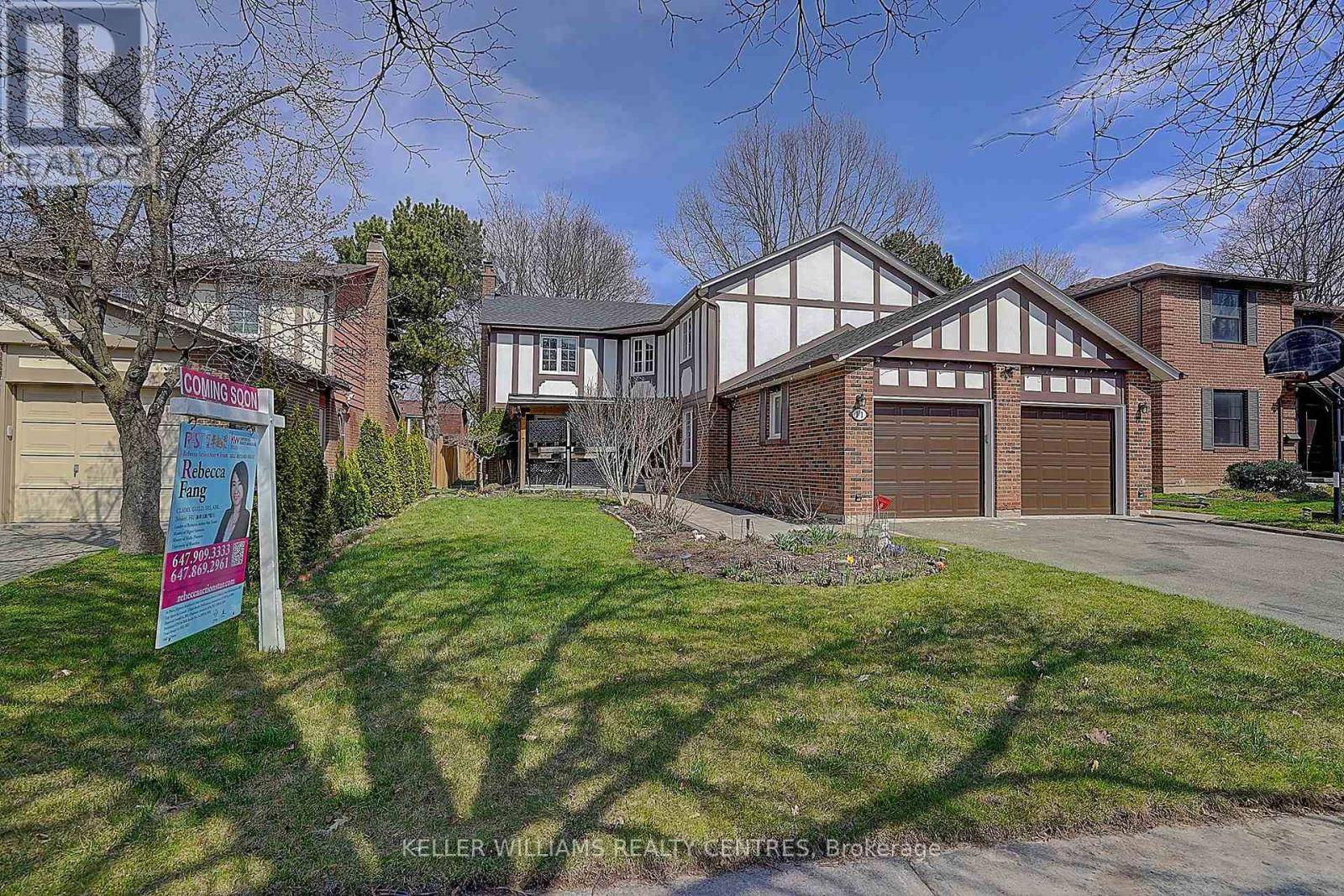 Toronto (st. Andrew-windfields), ON M2L2V9,11 ELKPATH AVENUE