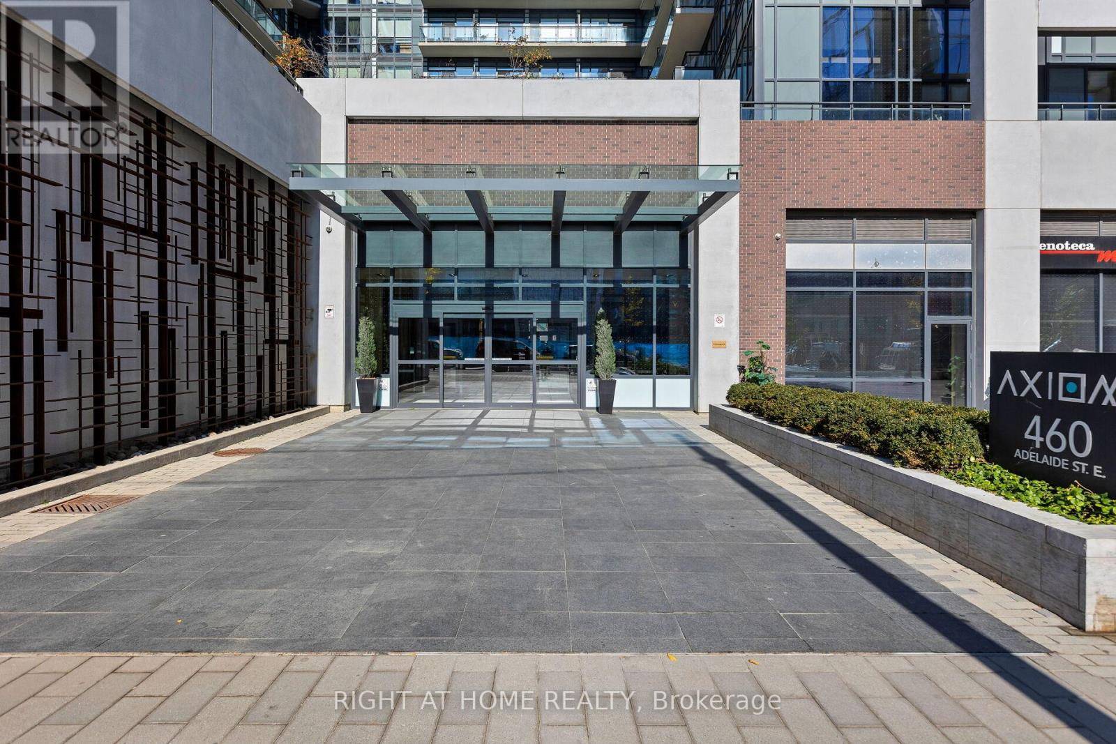 Toronto (moss Park), ON M5A1N6,460 Adelaide ST East #PH 216