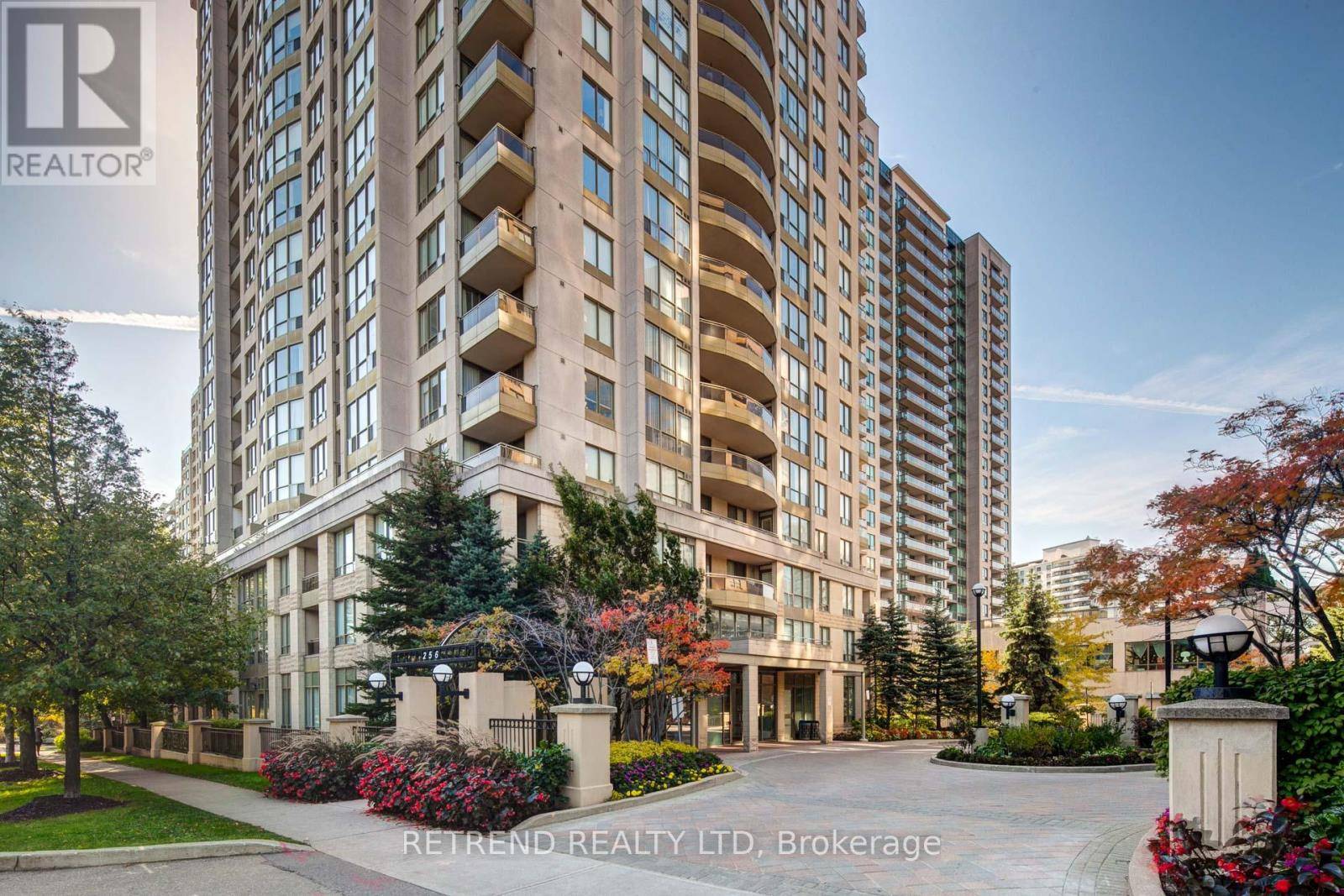 Toronto (willowdale East), ON M2N6X8,256 Doris AVE #305