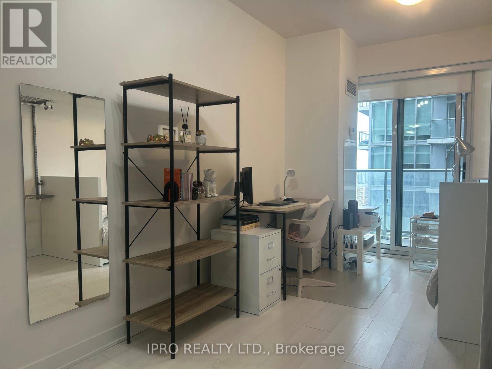 Toronto (mount Pleasant West), ON M4P0E4,195 Redpath AVE #2314