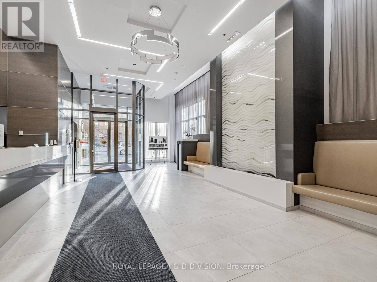 Toronto (humewood-cedarvale), ON M6C0A2,530 St Clair AVE West #1101