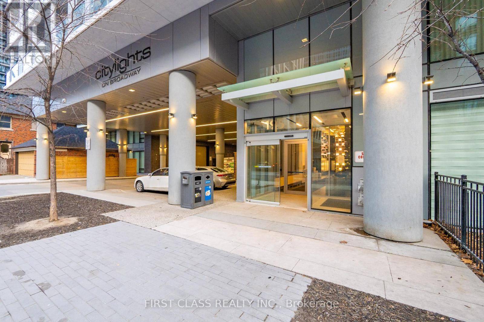 Toronto (mount Pleasant West), ON M4P0E4,195 Redpath AVE #3414