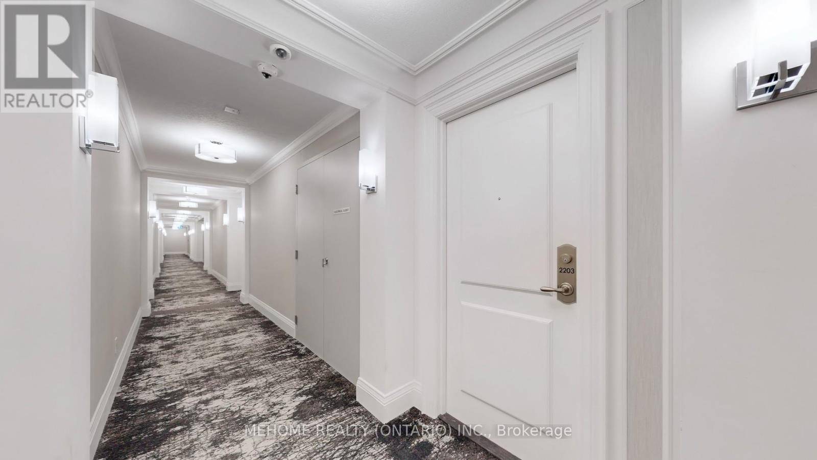 Toronto (waterfront Communities), ON M5E0A4,29 Queens Quay East #505