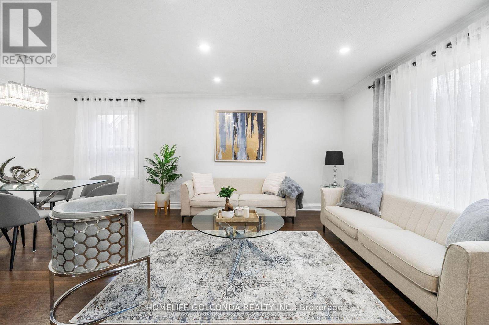 Toronto (lansing-westgate), ON M2N1L2,253 BOGERT AVENUE