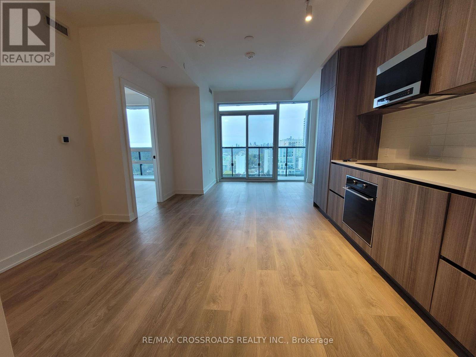 Toronto (mount Pleasant West), ON M4P1V4,127 Broadway AVE #2213
