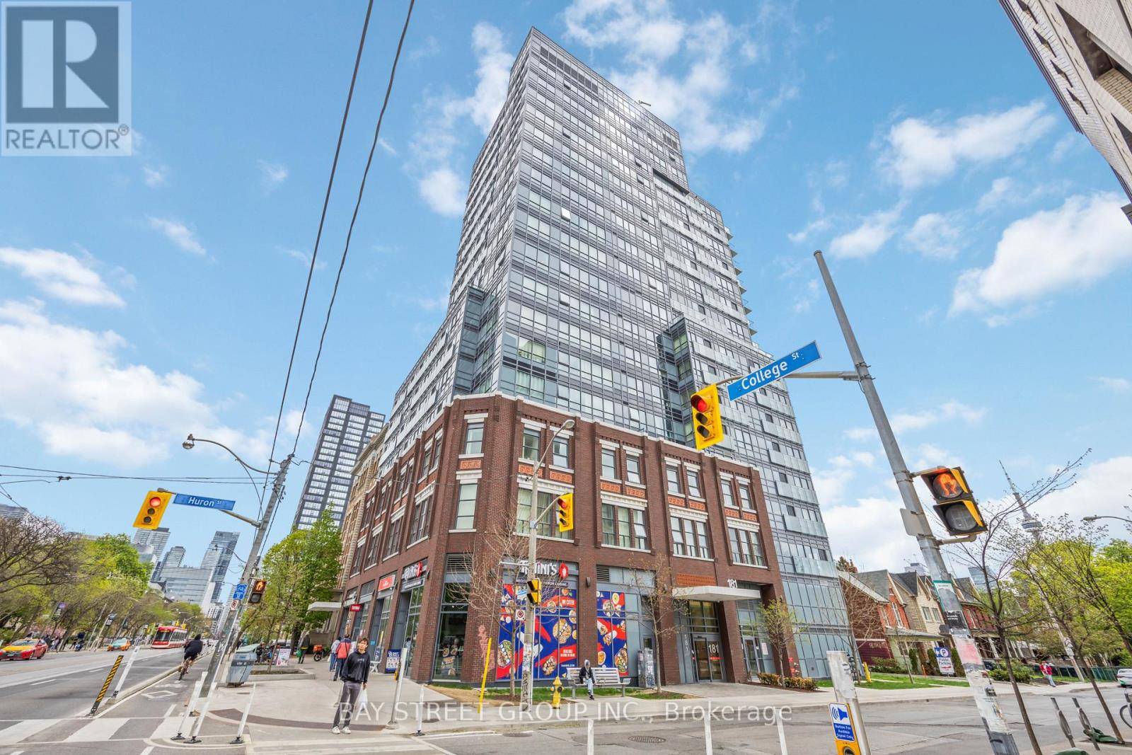 Toronto (kensington-chinatown), ON M5T2B6,181 Huron ST #1602