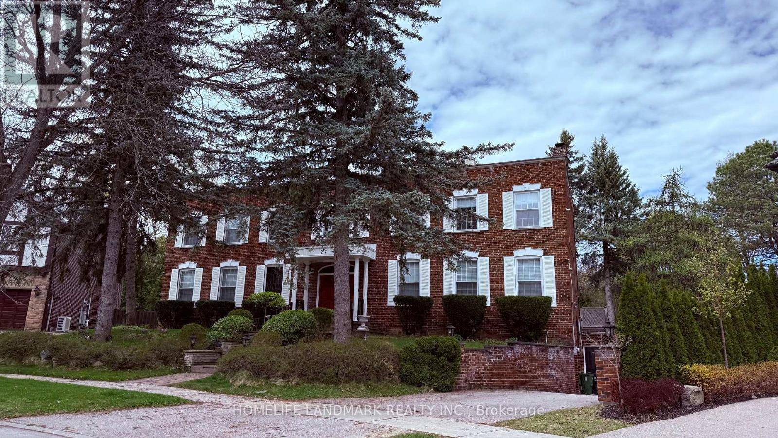 Toronto (st. Andrew-windfields), ON M2L2C3,27 JUNEWOOD CRESCENT