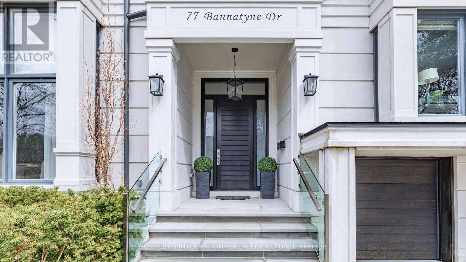 Toronto (st. Andrew-windfields), ON M2L2P2,77 BANNATYNE DRIVE