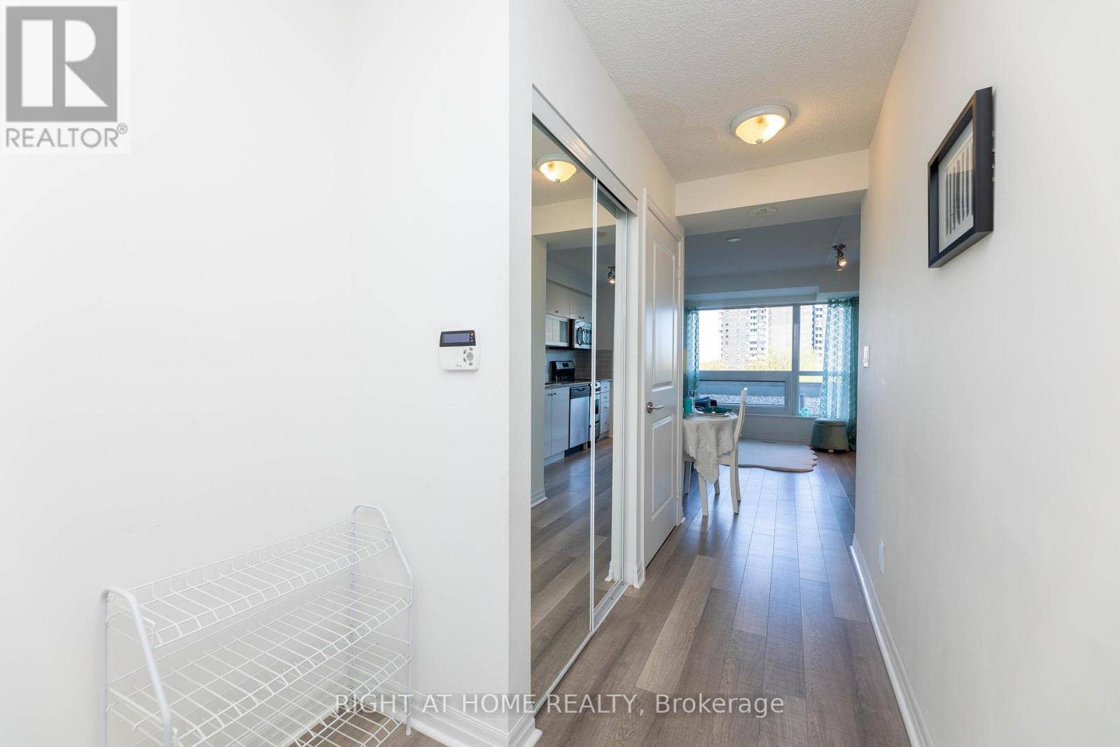 Toronto (henry Farm), ON M2J0B3,2015 Sheppard AVE East #508