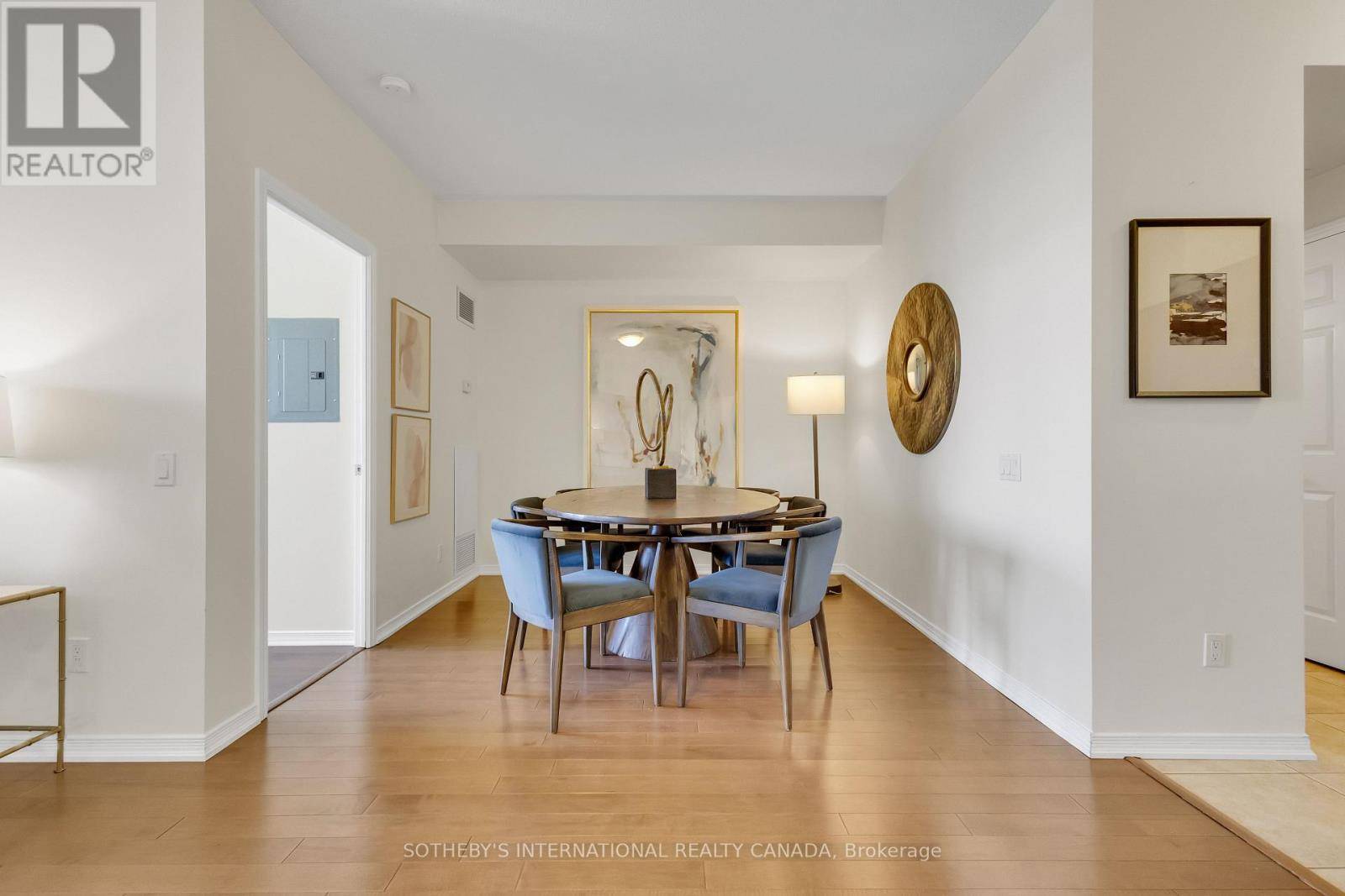 Toronto (lawrence Park South), ON M4R2H8,451 Rosewell AVE #506