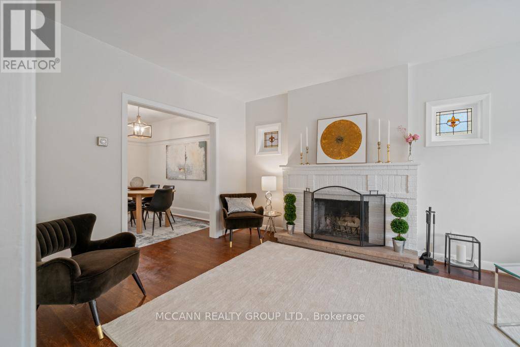 Toronto (lawrence Park North), ON M4N1Z6,168 ROSLIN AVENUE