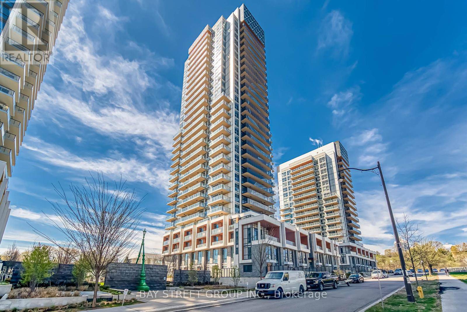Toronto (bayview Village), ON M2K0J2,27 McMahon DR #602