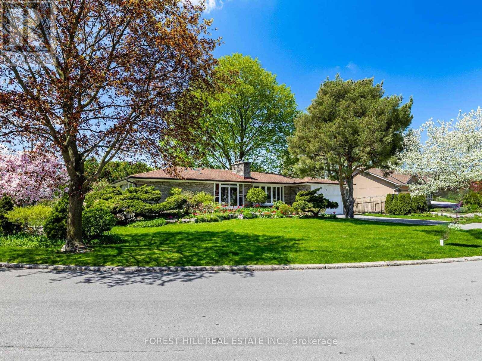 Toronto (parkwoods-donalda), ON M3A3G5,5 PARMBELLE CRESCENT