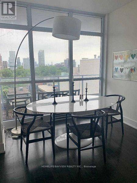 Toronto (annex), ON M5R0A4,170 Avenue RD #804