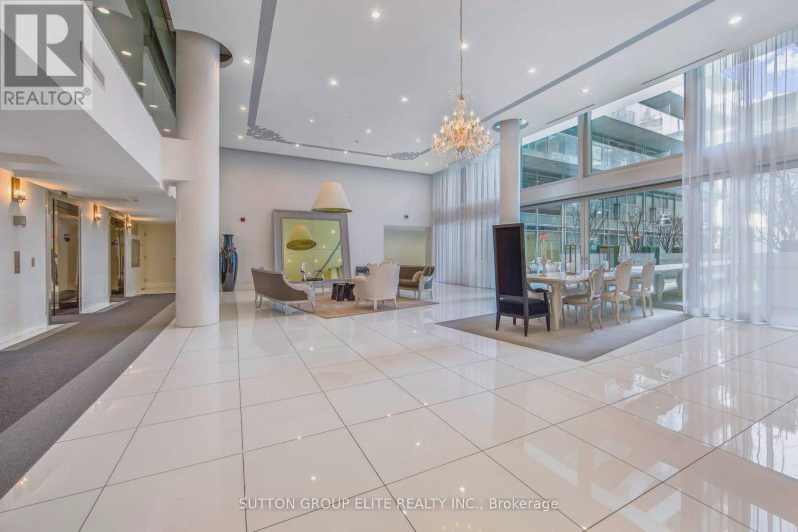 Toronto (waterfront Communities), ON M5V2M9,75 Portland ST #406