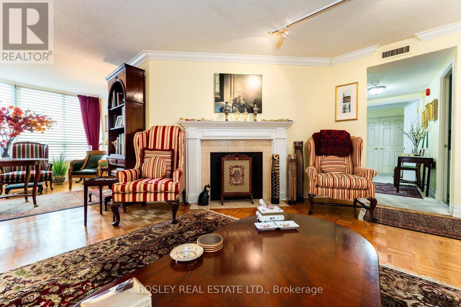 Toronto (moss Park), ON M5A4H9,160 Frederick ST #605