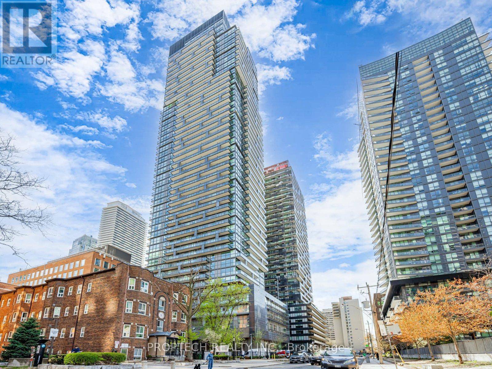 Toronto (mount Pleasant West), ON M4P1P9,39 Roehampton AVE #4201