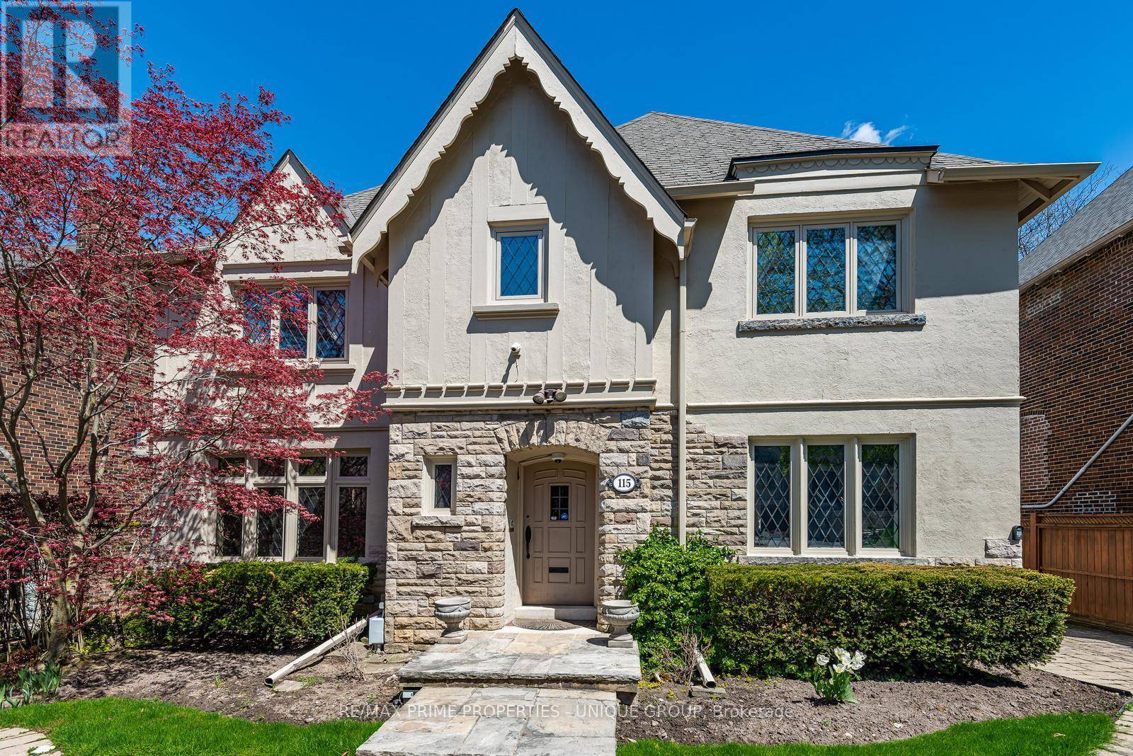Toronto (forest Hill South), ON M5P3C1,115 GLENAYR ROAD