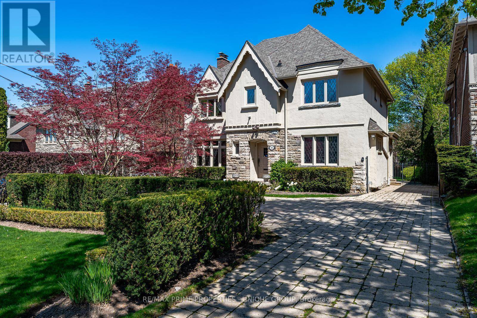 Toronto (forest Hill South), ON M5P3C1,115 GLENAYR ROAD