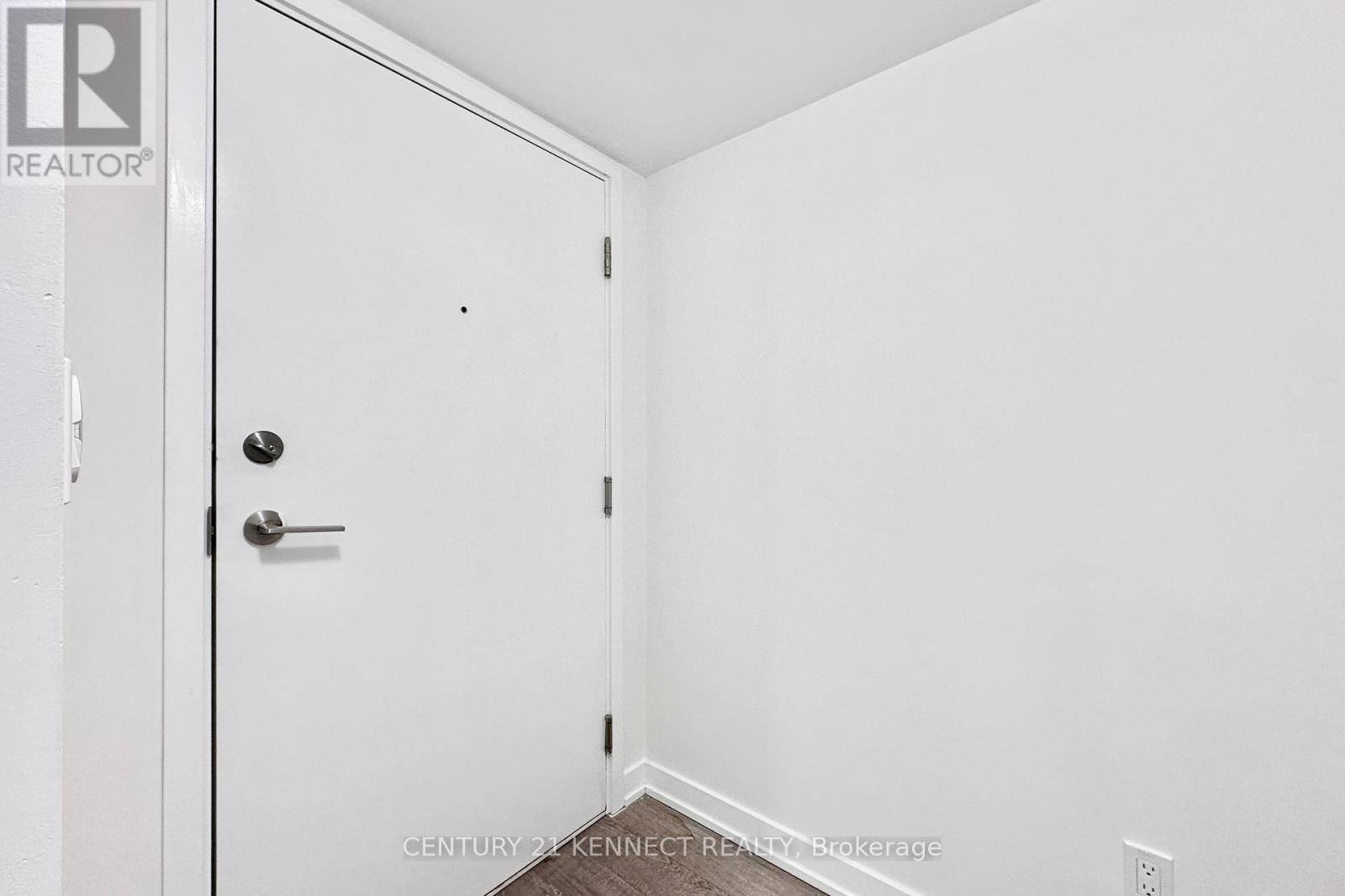Toronto (kensington-chinatown), ON M5T0C1,181 Huron ST #305