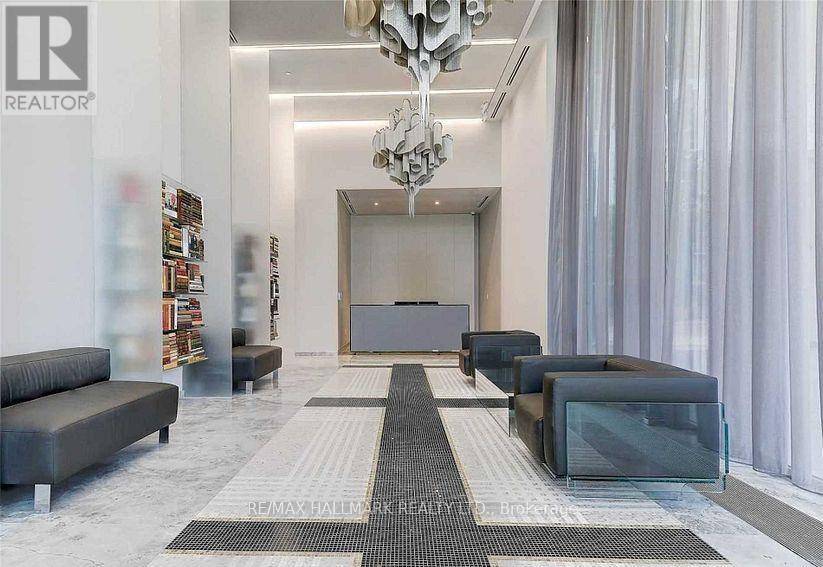 Toronto (mount Pleasant West), ON M4S0B2,8 Hillsdale AVE #1221