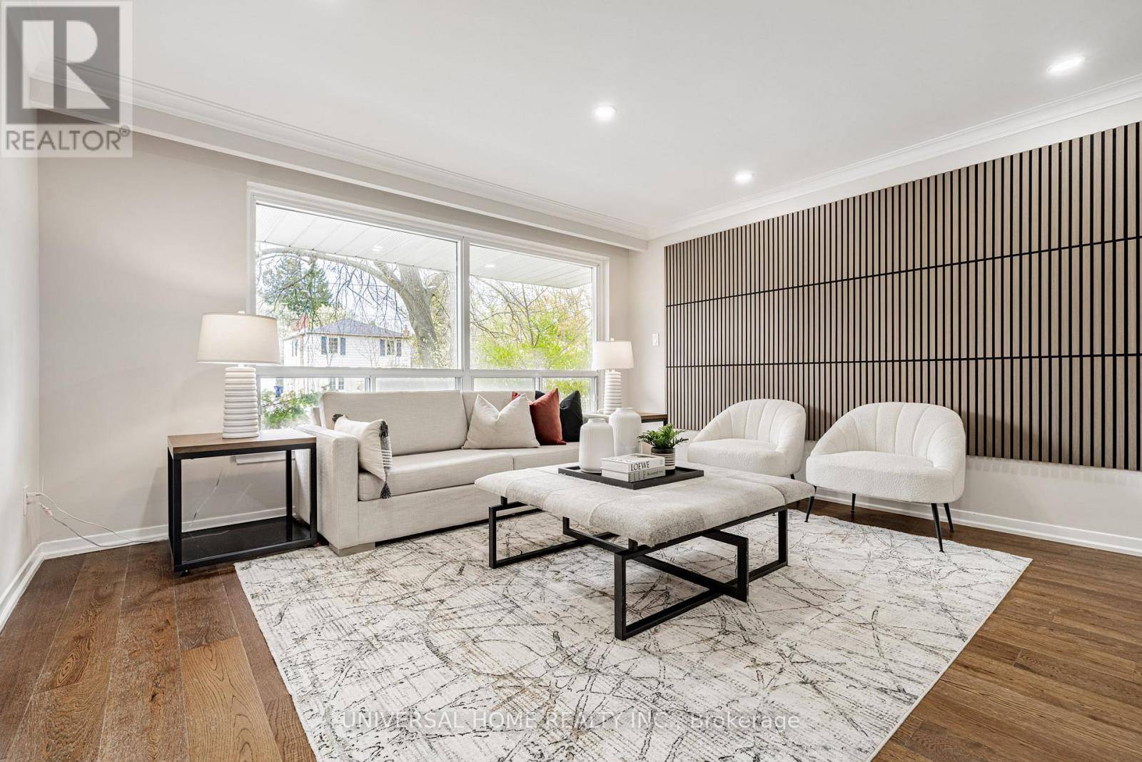 Toronto (willowdale East), ON M2N5A1,315 WILLOWDALE AVENUE