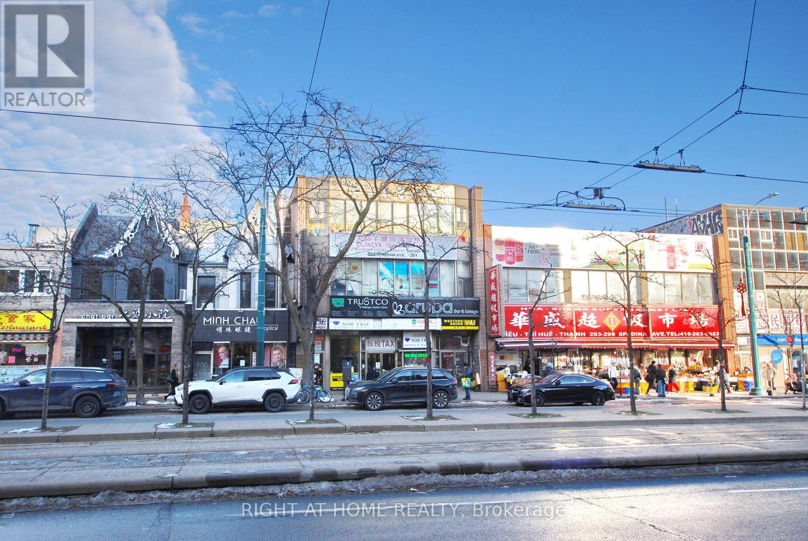 Toronto (kensington-chinatown), ON M5T2E6,301 Spadina AVE #2&4