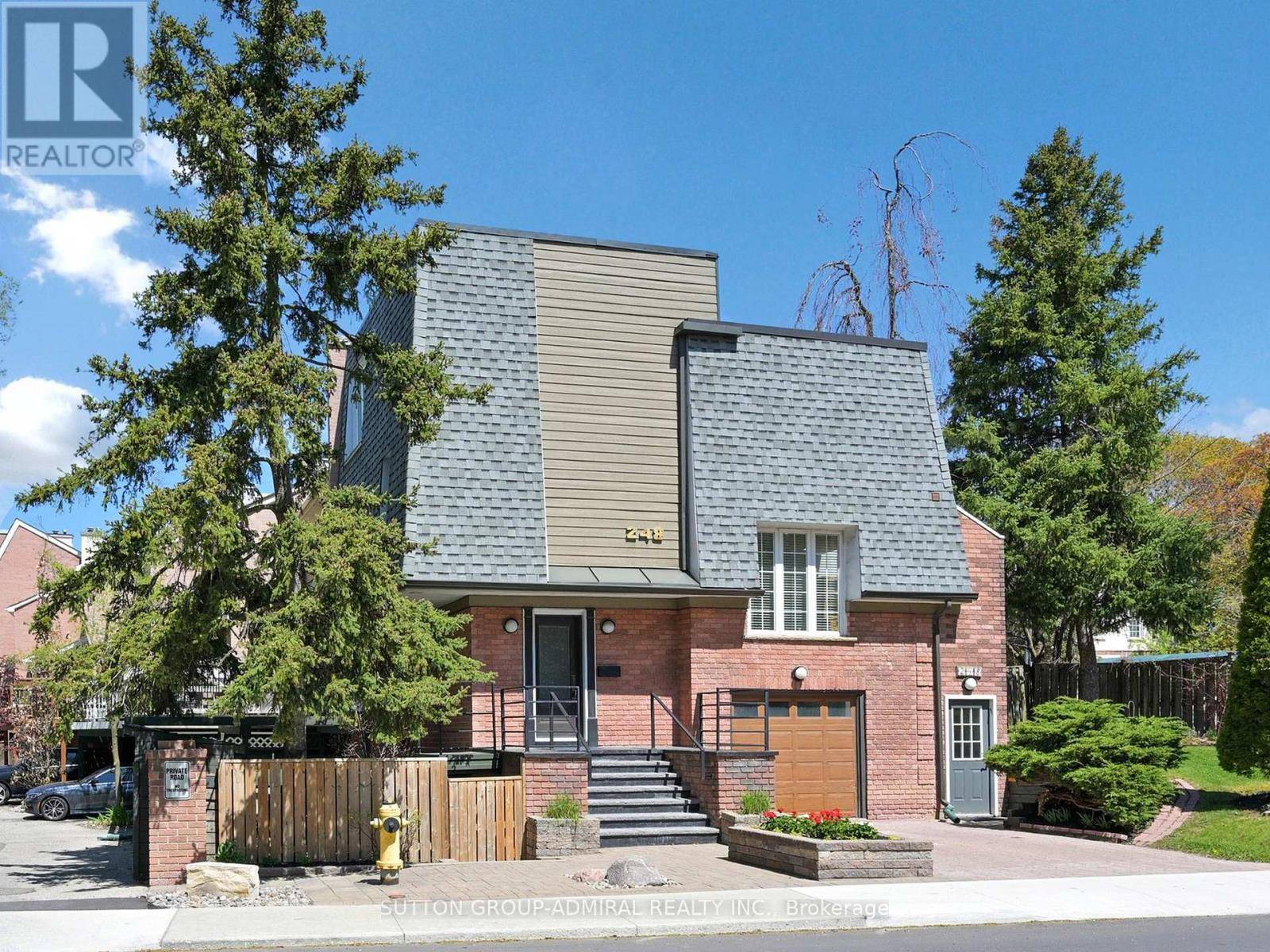 Toronto (lawrence Park South), ON M5N1W1,248 GLENGROVE AVENUE W