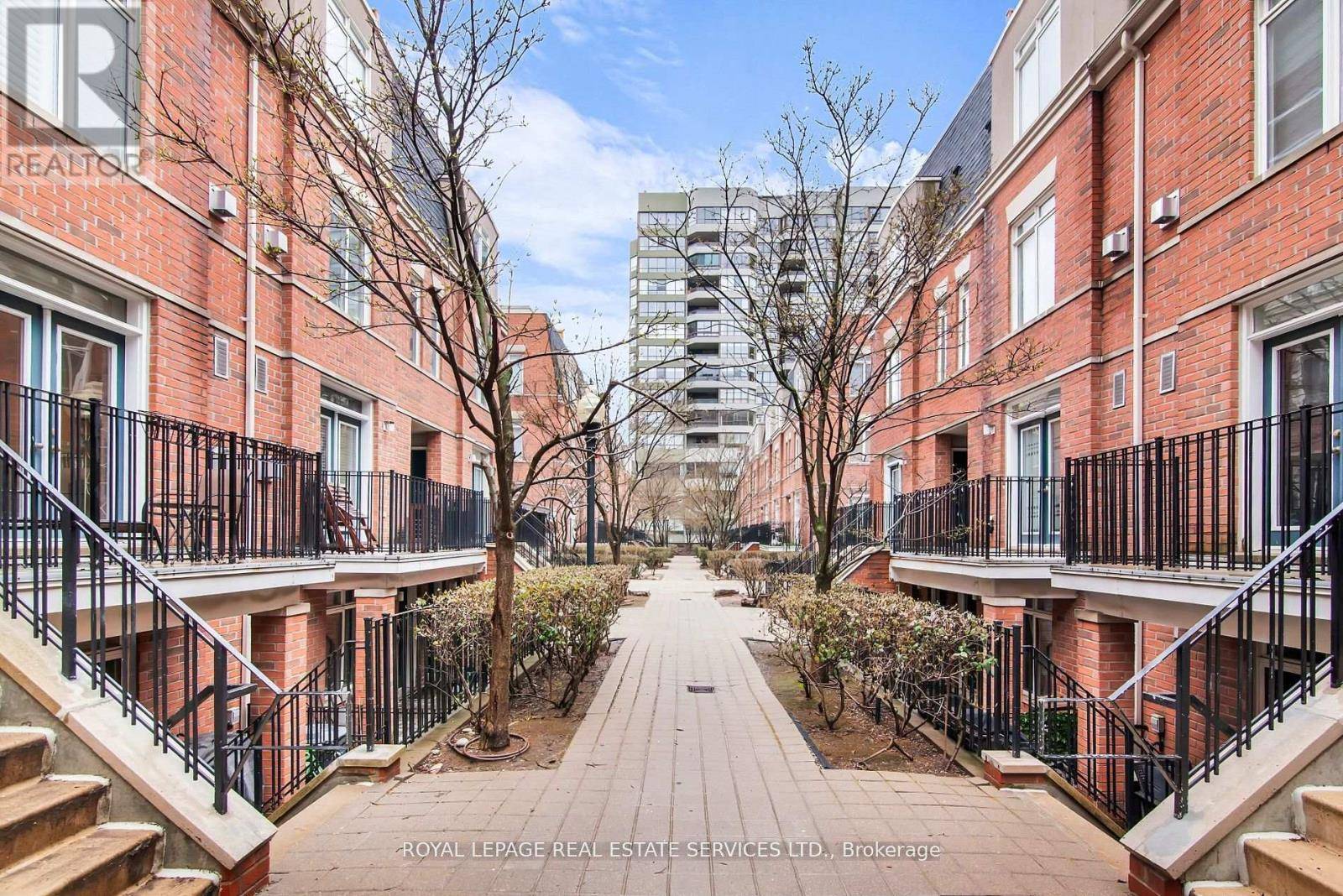Toronto (cabbagetown-south St. James Town), ON M4Y3C1,415 Jarvis ST #359