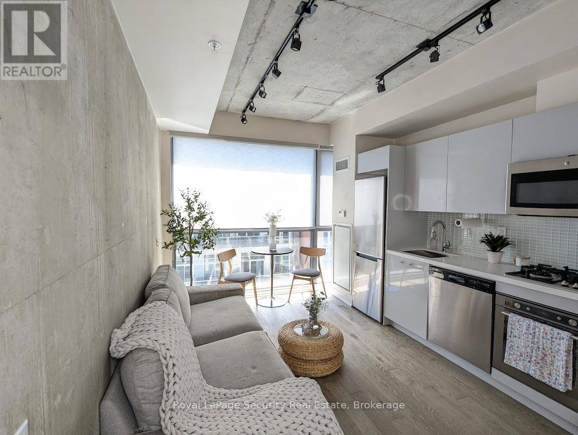 Toronto (waterfront Communities), ON M5V0M8,39 Brant ST #816