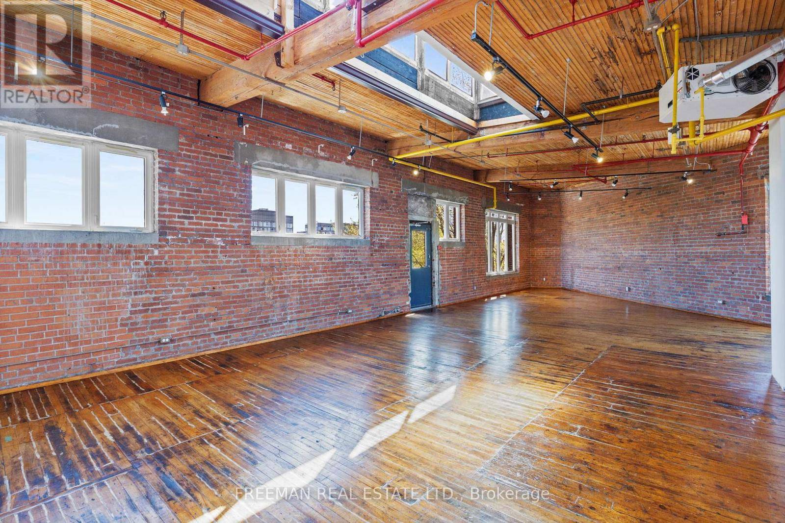 Toronto (little Portugal), ON M6K1P4,77 Florence ST #304