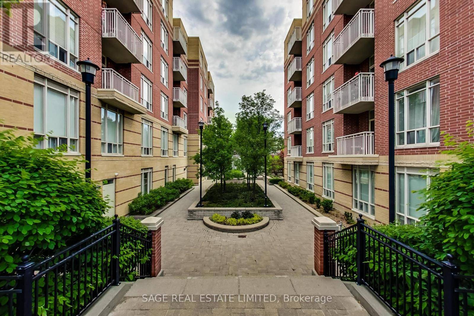 Toronto (lawrence Park South), ON M4R2H9,455 Rosewell AVE #610